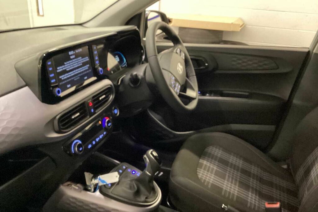 Hyundai I10 1.2 79 Premium Nav LM26XDC Green #2