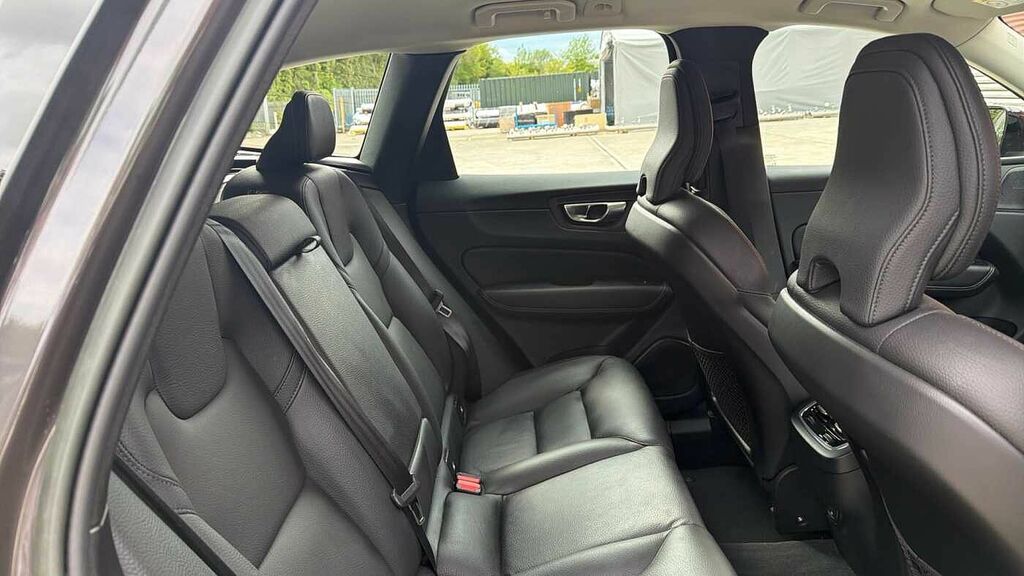Volvo XC60 Plus, B4 Awd Mild Hybrid, Dark Grey #6