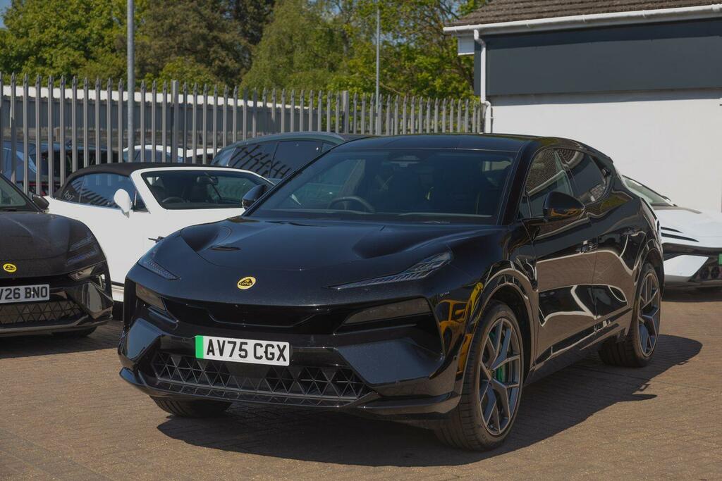 Lotus Eletre 600 112Kwh Sport Se 4Wd Dual Motor #3