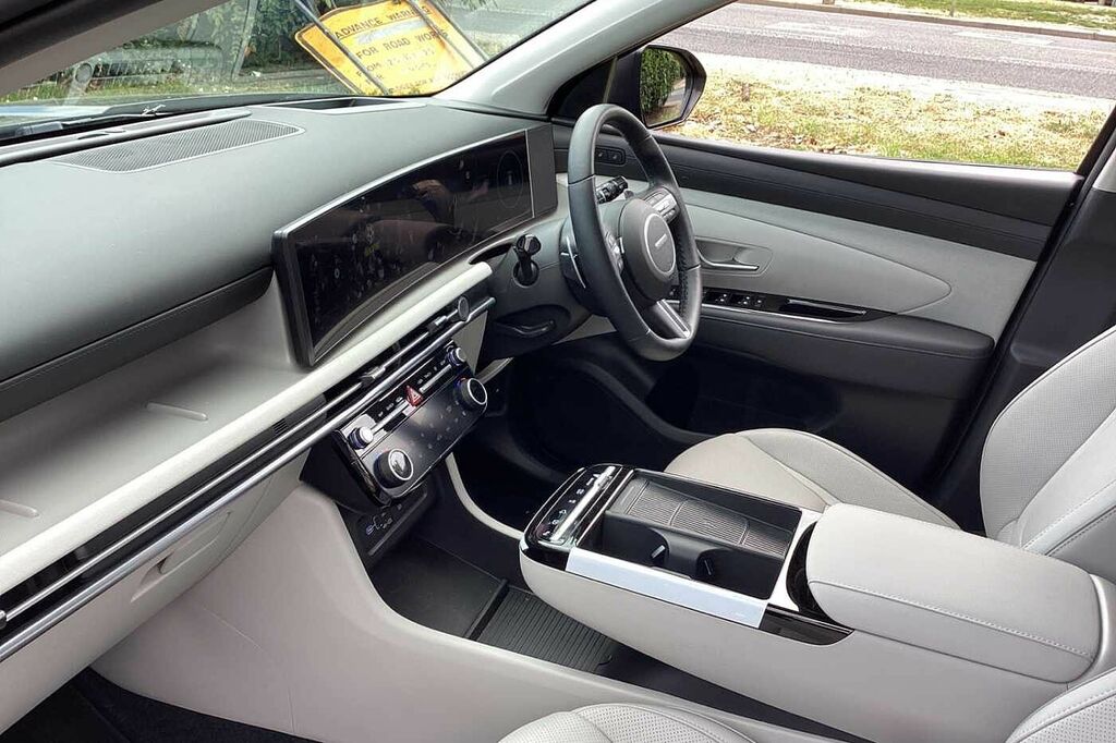Hyundai Tucson 1.6T Plug-in Hybrid Ultimate LR26NXF Black #2