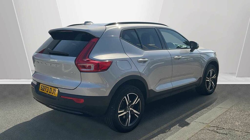 Volvo XC40 Plus, B4 Mild Hybrid, Dark SD73DJY Silver #2