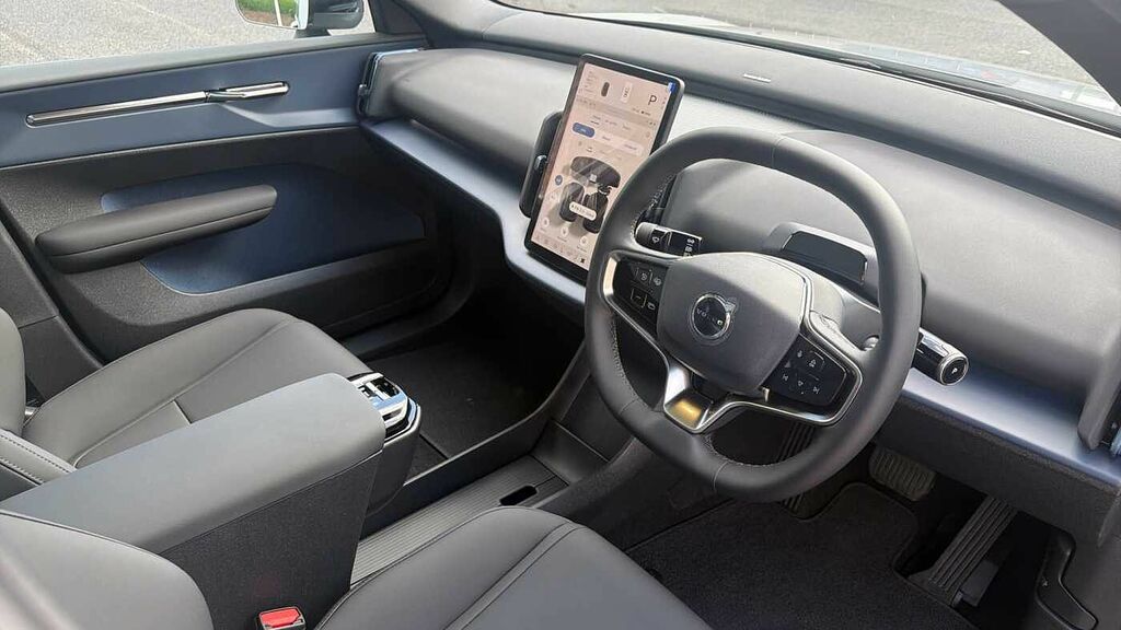 Volvo EX30 Ultra, Twin Motor Performance, LR26GDO Grey #4