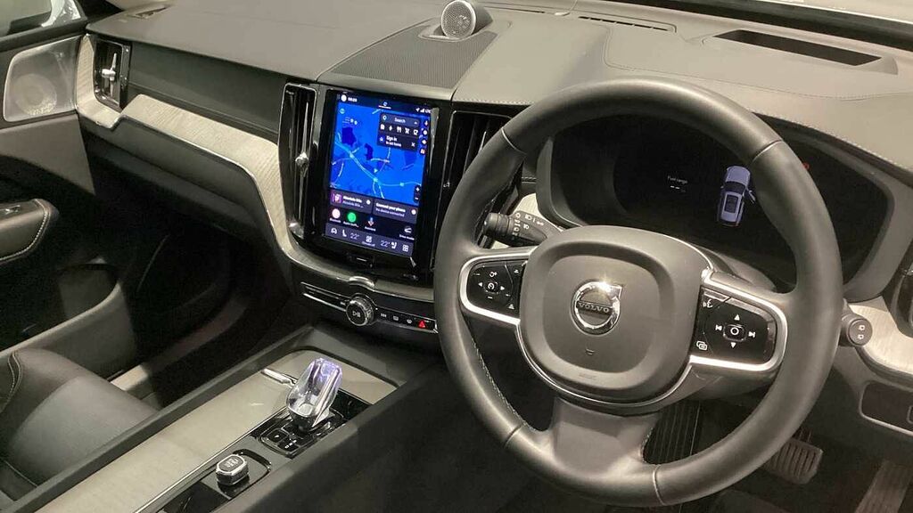Volvo XC60 Ultra, T8 Awd Plug-in Hybrid, Bri RV25PUA Silver #4