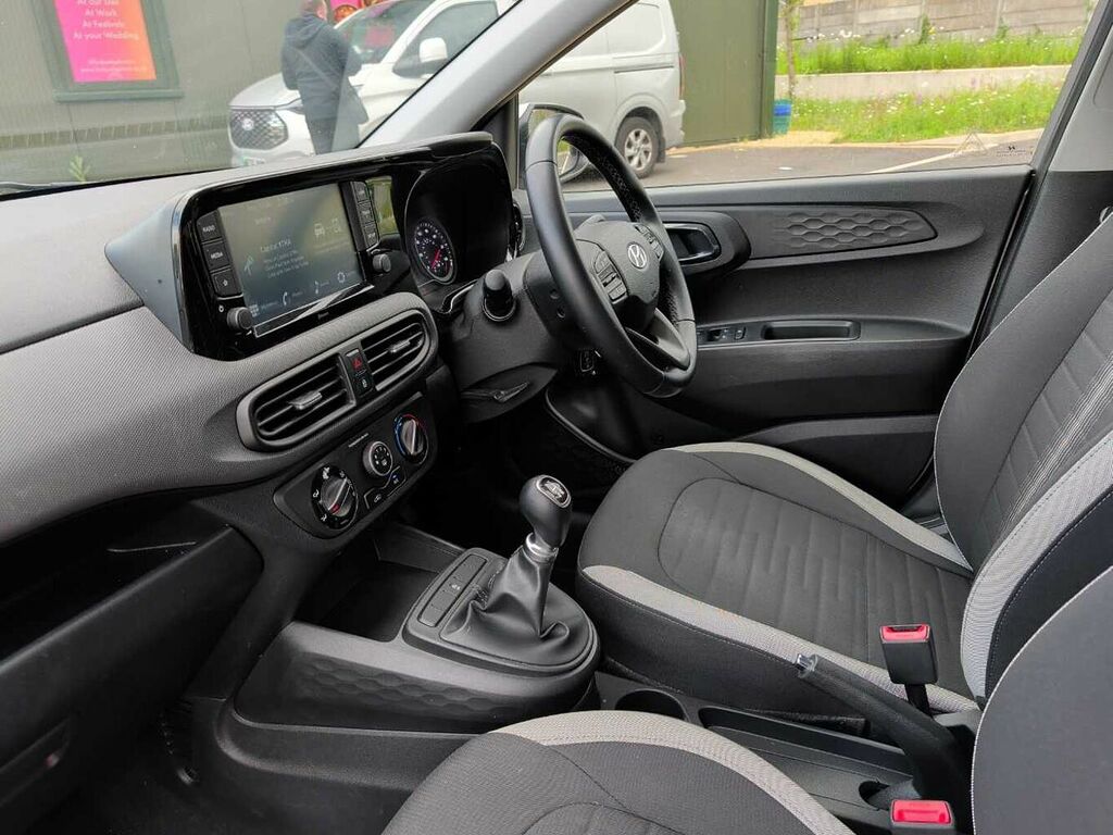 Hyundai I10 1.2 Mpi Se Connect LL22HKB Brown #2