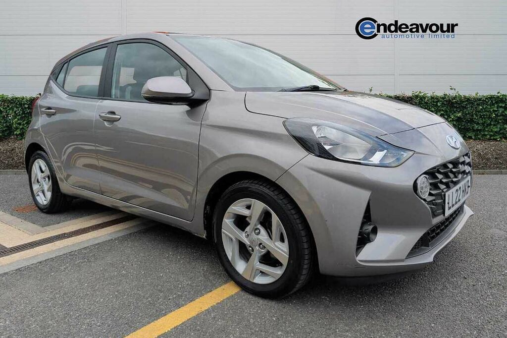 Hyundai I10 1.2 Mpi Se Connect Brown