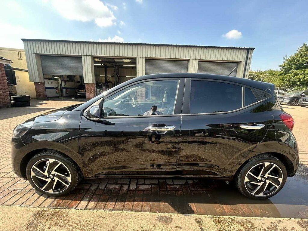 Hyundai I10 1.2 79 Premium Nav EJ26SLV Black #4