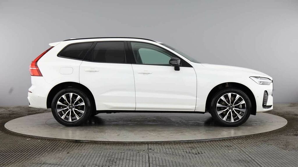 Volvo XC60 Plus, B4 Mild Hybrid, Dark HK72JZX White #2
