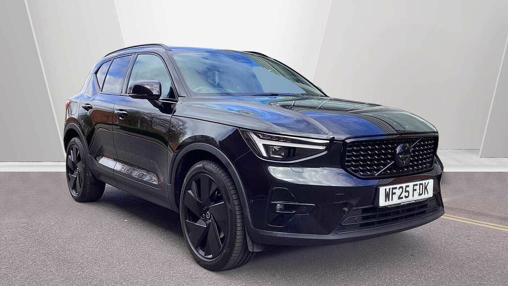 Volvo XC40 Black Edition Ultra, B4 Mild Hybrid, Black