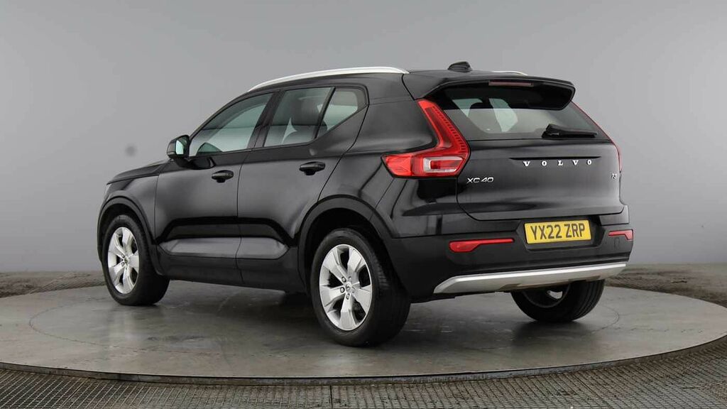 Volvo XC40 Momentum, T3 YX22ZRP Black #3