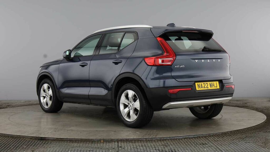 Volvo XC40 Momentum, T3 NA22WHJ Blue #3