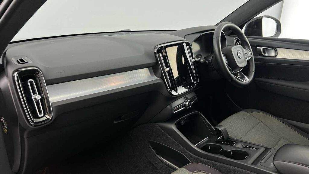 Volvo XC40 Core, B3 Mild Hybrid, WD72GWX Black #6