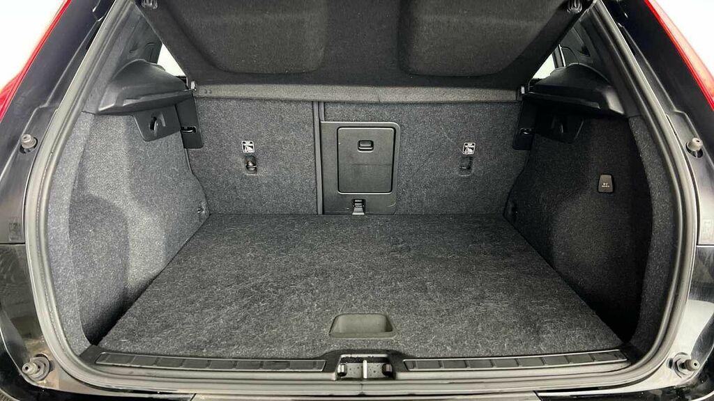 Volvo XC40 Core, B3 Mild Hybrid, WD72GWX Black #5