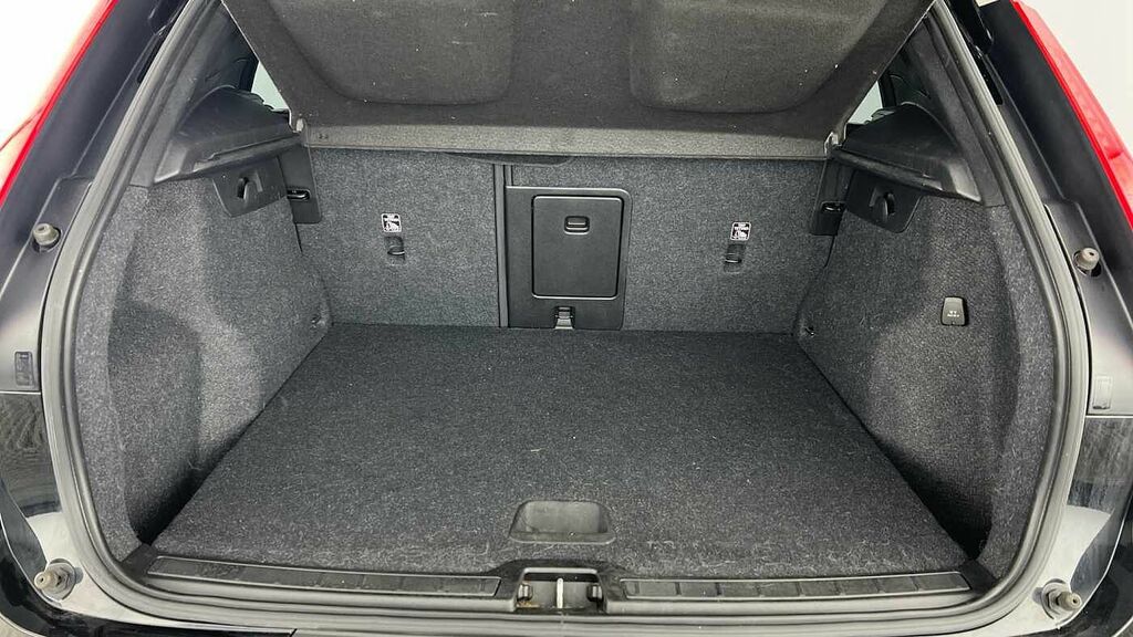 Volvo XC40 R-design, T3 NK22LNP Black #5