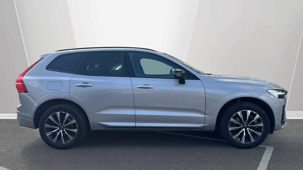 Volvo XC60 Plus, B5 Awd Mild Hybrid, Dark RA74LPP Silver #3