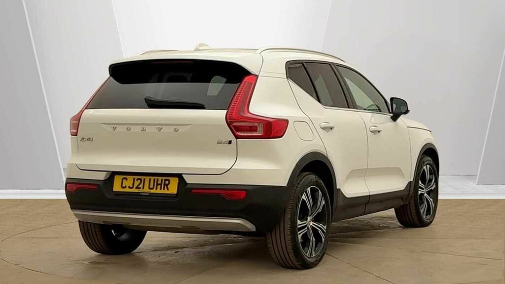 Volvo XC40 Inscription, B4 Awd Mild Hybrid CJ21UHR White #3