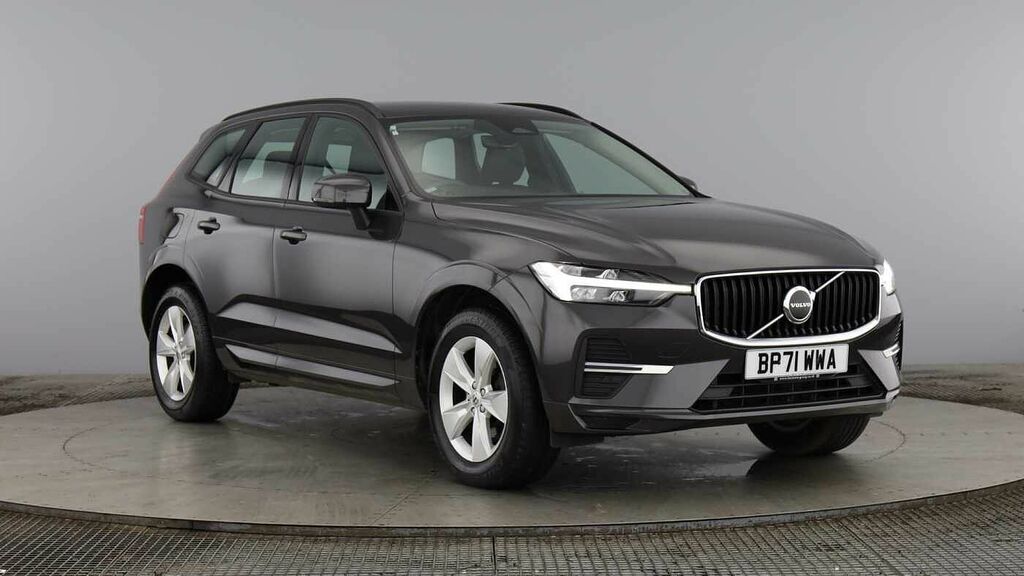 Volvo XC60 Momentum, B4 Awd Mild Hybrid Grey