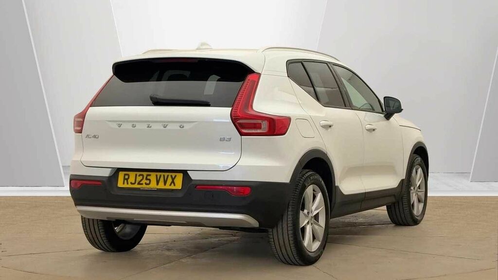 Volvo XC40 Core, B3 Mild Hybrid, RJ25VVX White #3