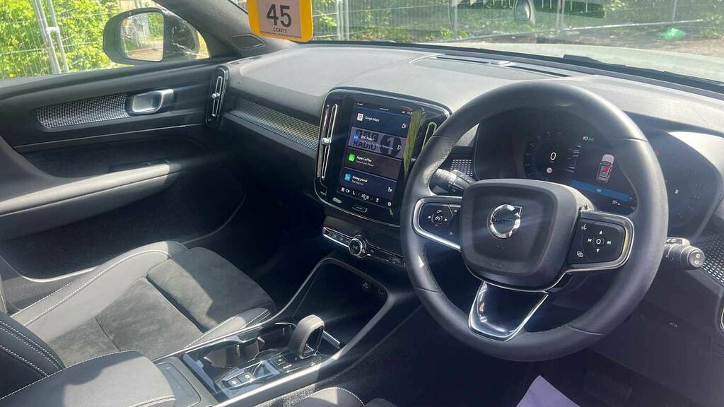 Volvo XC40 Plus, B3 Mild Hybrid, Dark VA73PCZ Grey #4