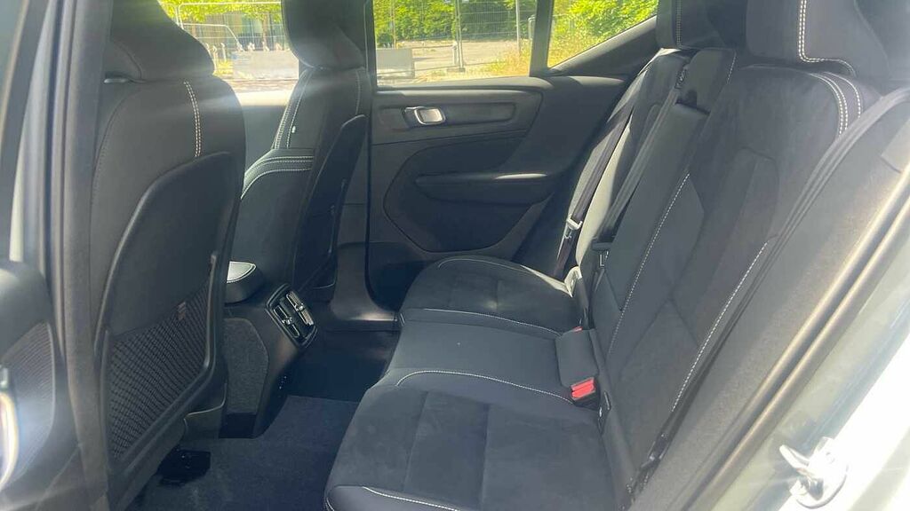 Volvo XC40 Plus, B3 Mild Hybrid, Dark VA73PCZ Grey #6