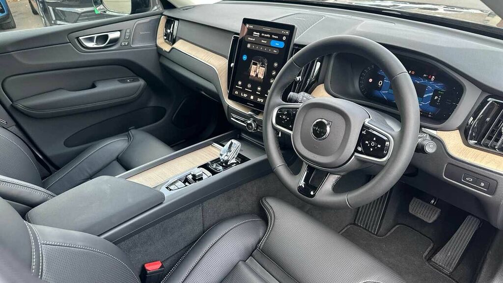 Volvo XC60 Plus, T6 Awd Plug-in Hybrid, Dark LS26PPZ Black #4