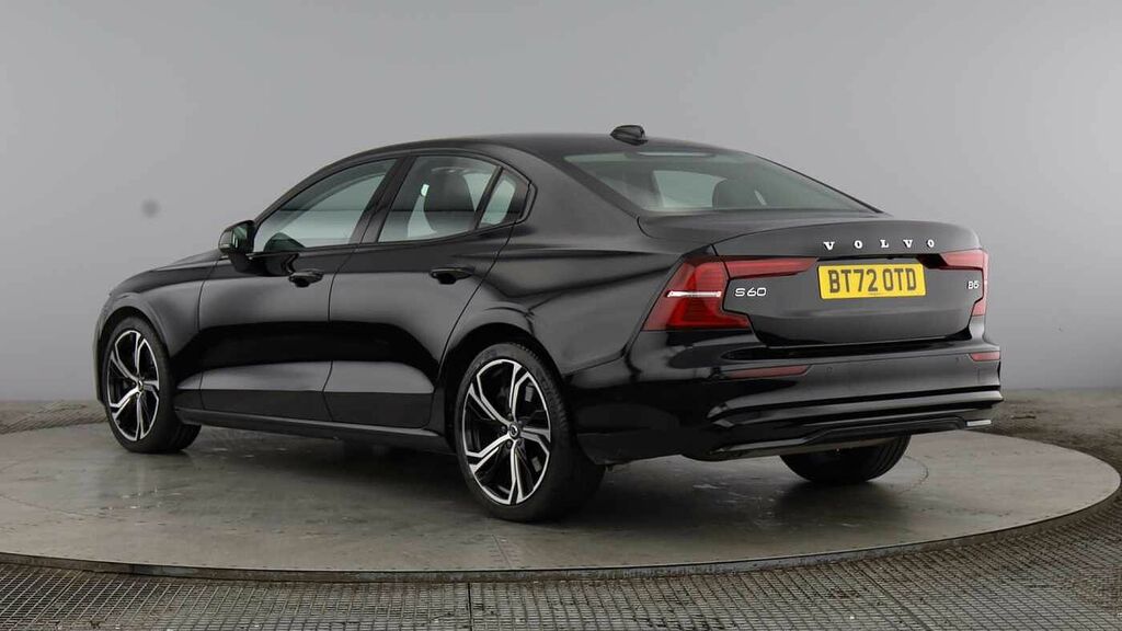 Volvo S60 Plus, B5 Mild Hybrid, Dark BT72OTD Black #3