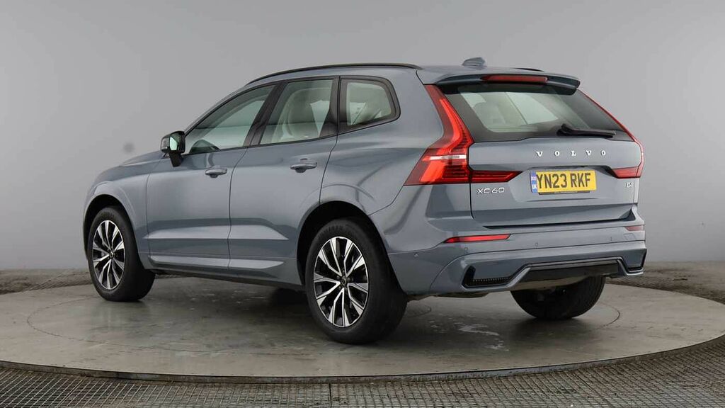 Volvo XC60 Plus, B4 Mild Hybrid, Dark YN23RKF Grey #3