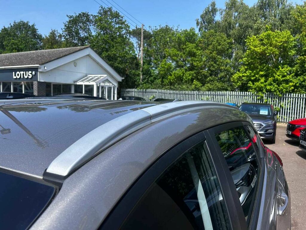 Hyundai Tucson 1.7 Crdi Blue Drive Se 2Wd KS17CCF White #5