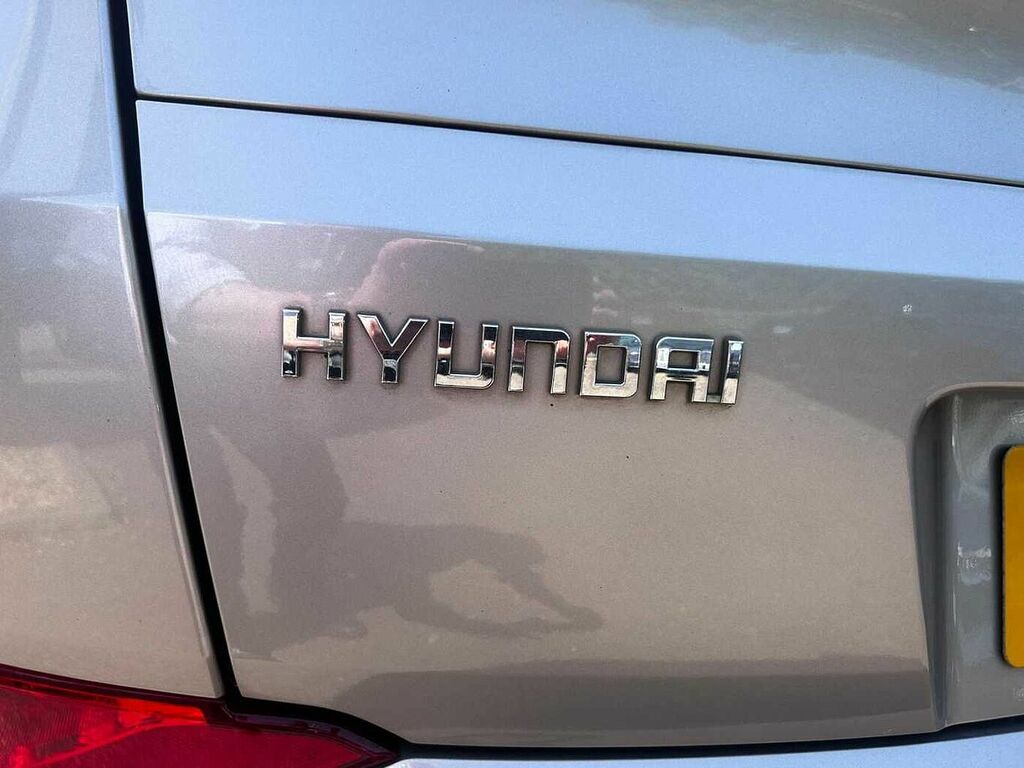 Hyundai Tucson 1.7 Crdi Blue Drive Se 2Wd KS17CCF White #2
