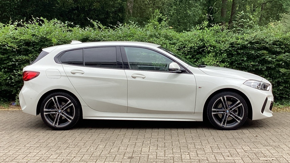 BMW 1 Series 118I M Sport Step LO20UFV White #4