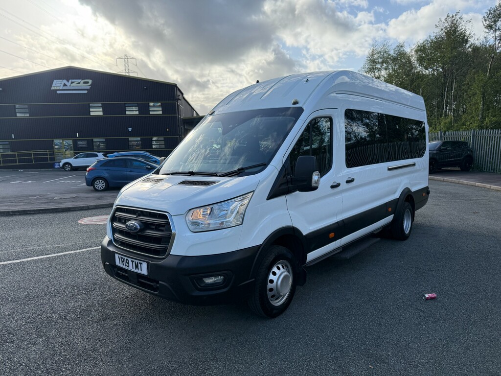 Ford Transit Custom 2.0 460 Ecoblue Trend Minibus Double Cab Diese YR19TMT #3