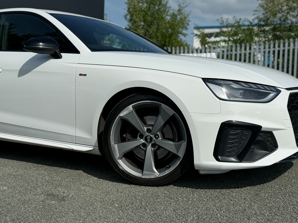 Audi A4 2.0 Tfsi 35 Black Edition Saloon S Tron PN20KJY White #4
