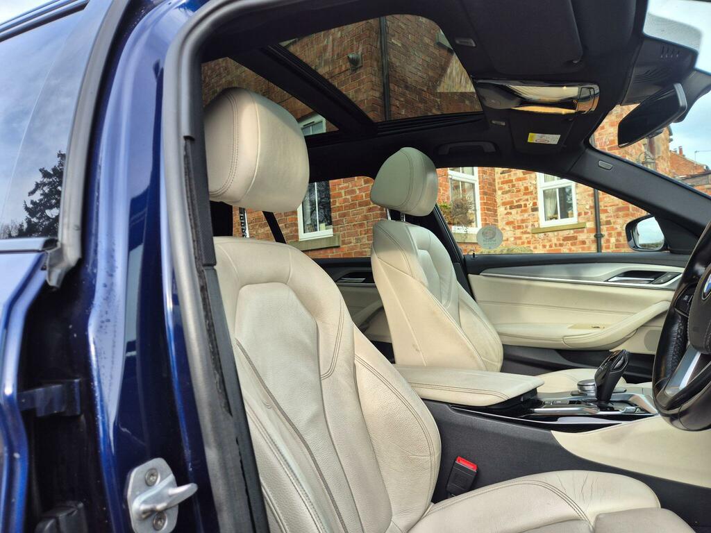 BMW 5 Series 2.0 520D M Sport Touring Euro 6 Ss NJ67XZZ Blue #2
