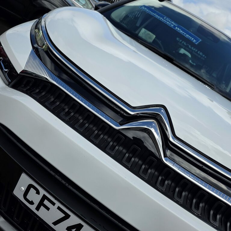 Citroen  Max Edition Turbo Suv 74 Reg CF74GVJ White #4