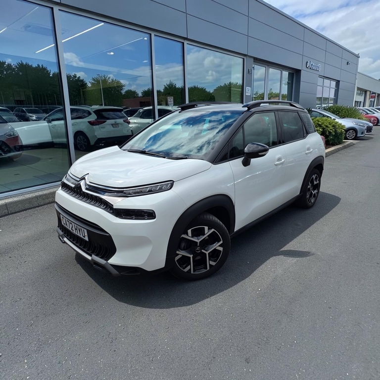 Citroen  1.2 Turbo Shine Plus Suv 72 Reg CA72HYU Black #2
