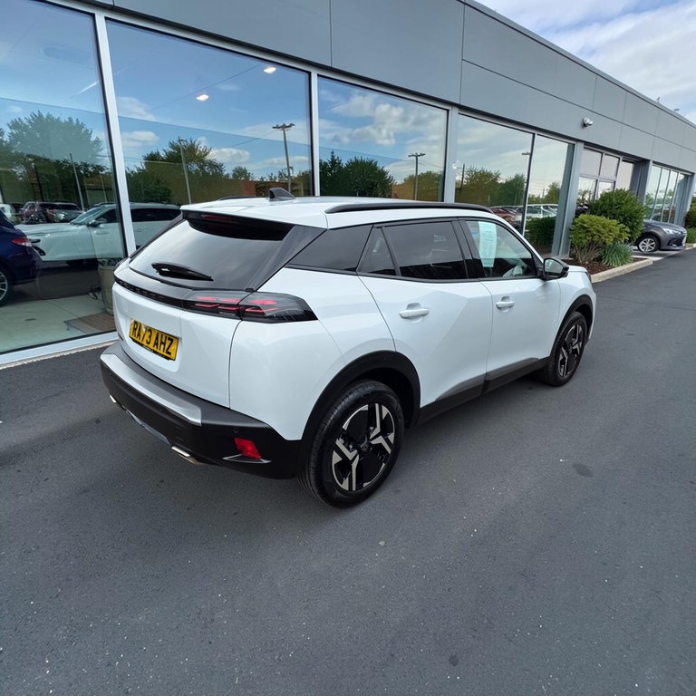 Peugeot 2008 Allure Edition Turbo Suv 73 Reg White