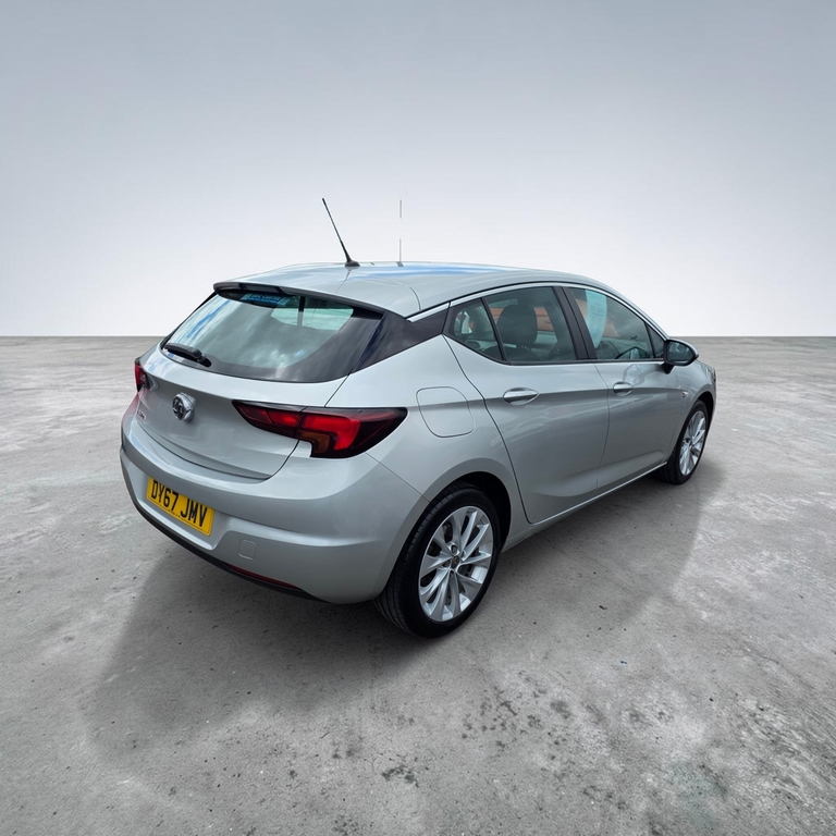Vauxhall Astra 1.4 Design 67 Reg Silver
