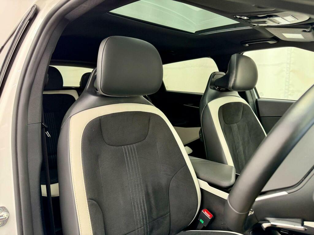 Kia EV6 Hatchback 77.4Kwh Gt-line S 202323 FD23UKJ White #2