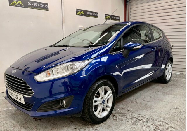 Ford Fiesta 2017 1.25 Zetec Hatchback Euro 6 YW17CFJ Blue #2