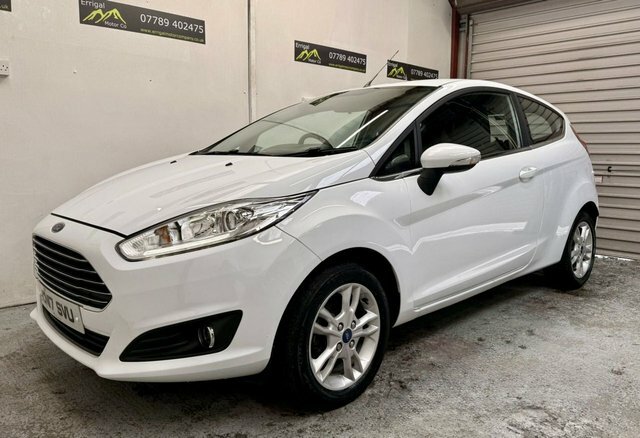 Ford Fiesta 2017 1.25 Zetec Hatchback Euro 6 CN17SVU White #3