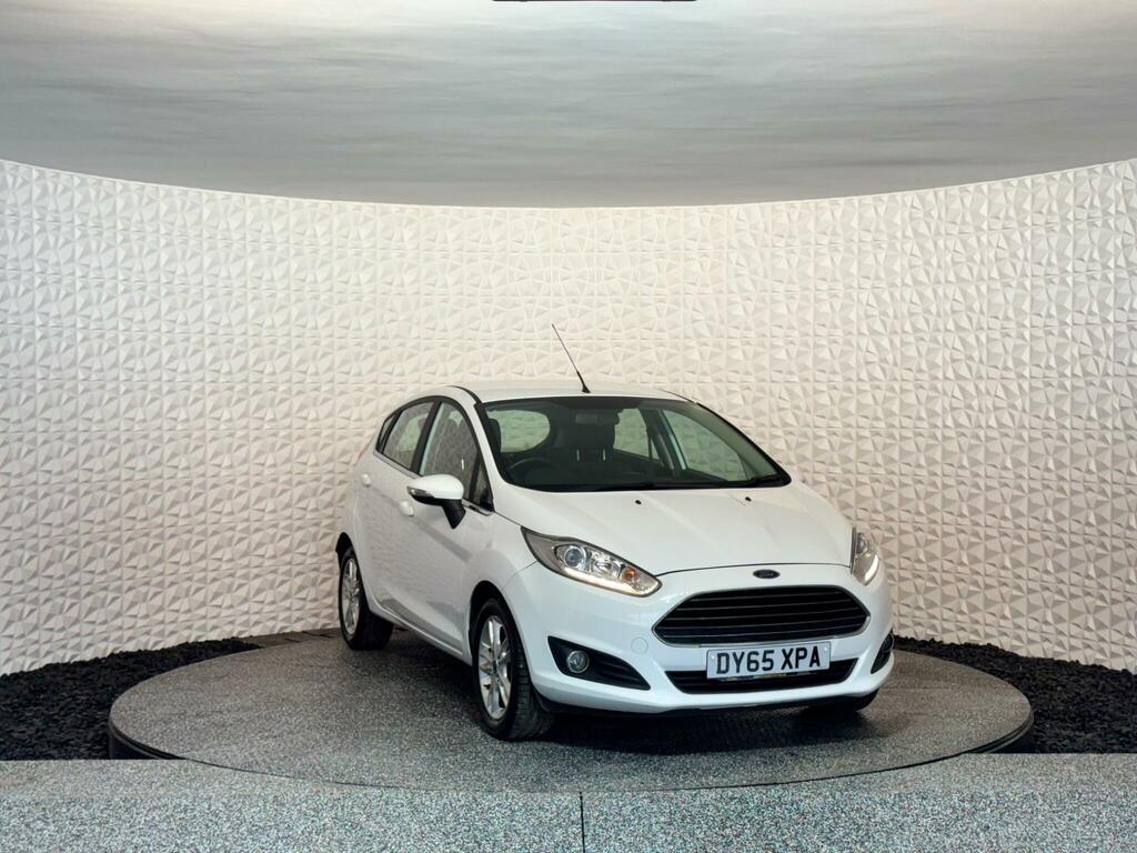 Ford Fiesta 1.0T Ecoboost Zetec Euro 6 Ss DY65XPA White #4
