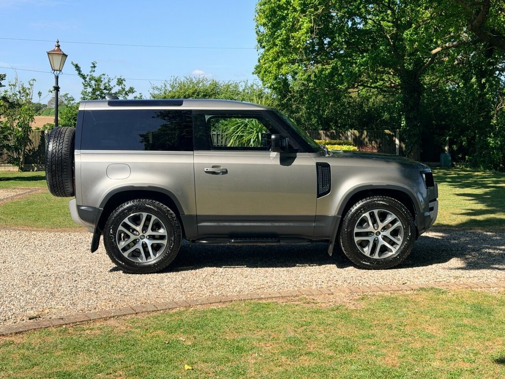 Land Rover Defender 90 3L Hse MJ23FFG Silver #3