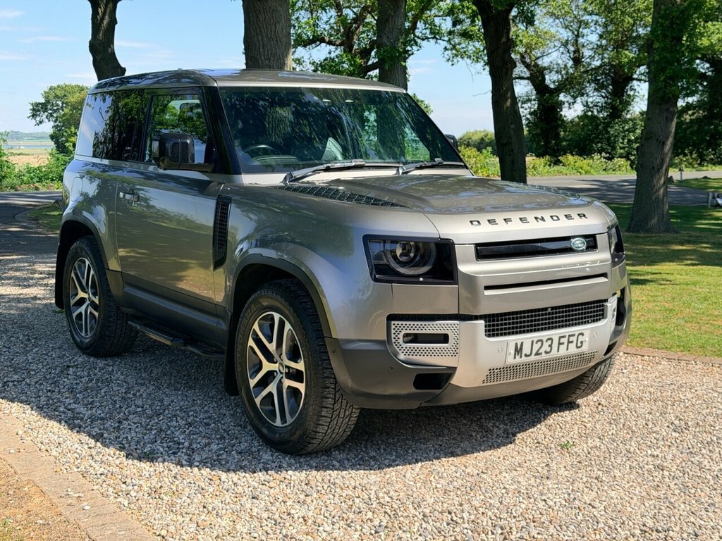 Land Rover Defender 90 3L Hse MJ23FFG Silver #4
