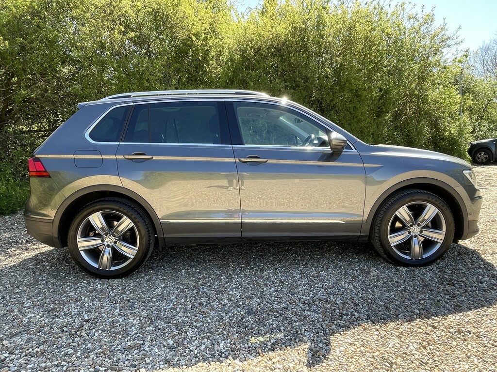 Volkswagen Tiguan Suv 1.5 Tsi Evo Match 201919 KT19LPV Grey #6