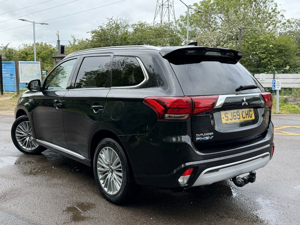 Mitsubishi Outlander Suv 2.4 H Twinmotor 13.8Kwh Dynamic 201969 Black #5
