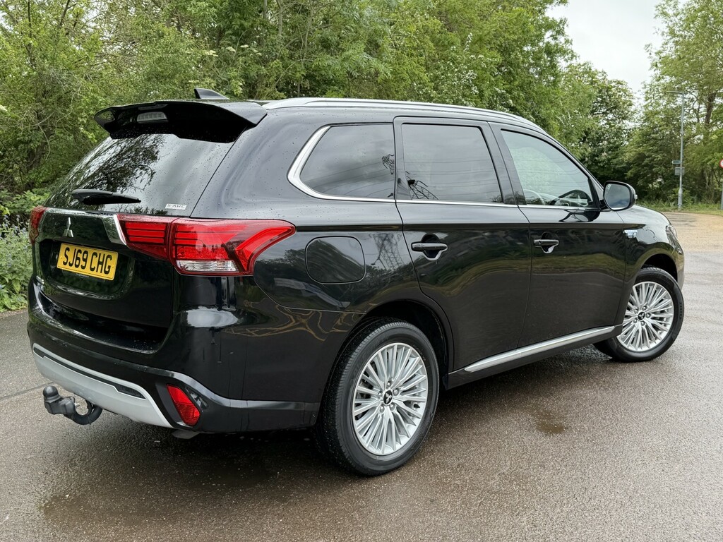 Mitsubishi Outlander Suv 2.4 H Twinmotor 13.8Kwh Dynamic 201969 Black #4