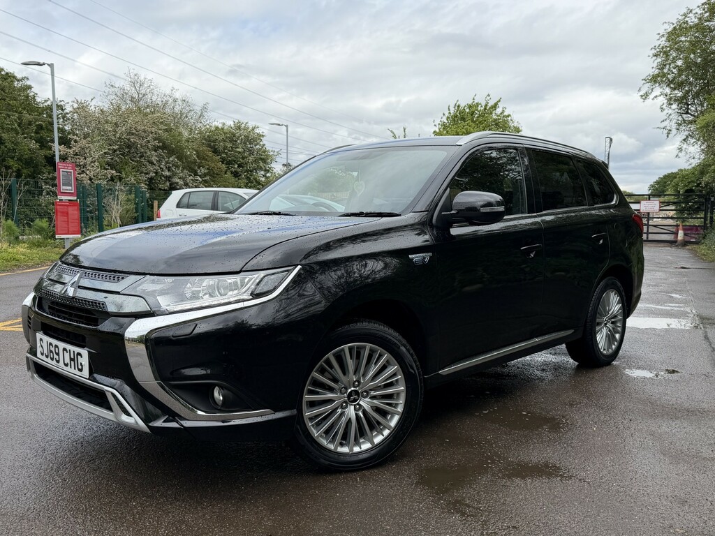 Mitsubishi Outlander Suv 2.4 H Twinmotor 13.8Kwh Dynamic 201969 Black #3