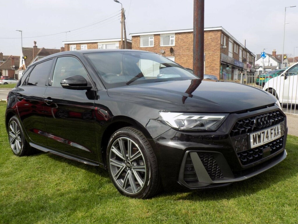Audi A1 1.0 Tfsi 25 S Line Sportback S Tronic E MW74FXA Black #4
