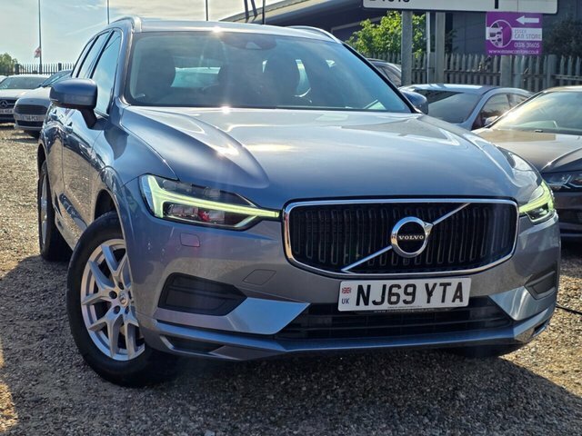 Volvo XC60 D4 Momentum Suv Blue