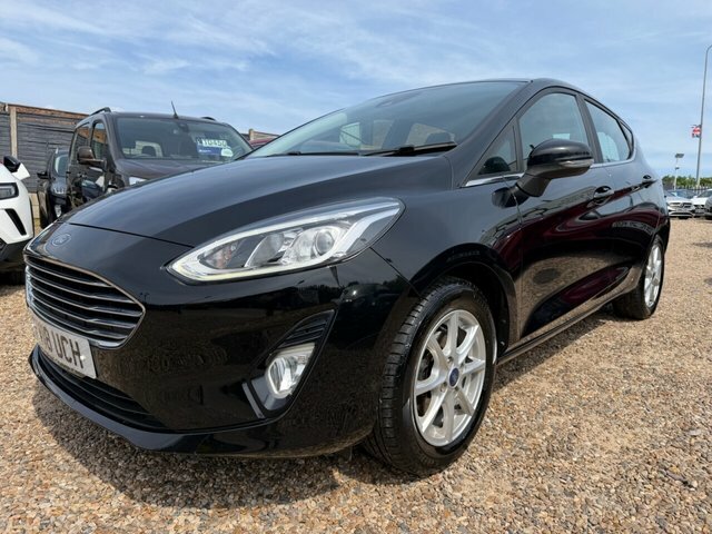 Ford Fiesta Ecoboost Zetec Hatchback FV18UCH Black #4