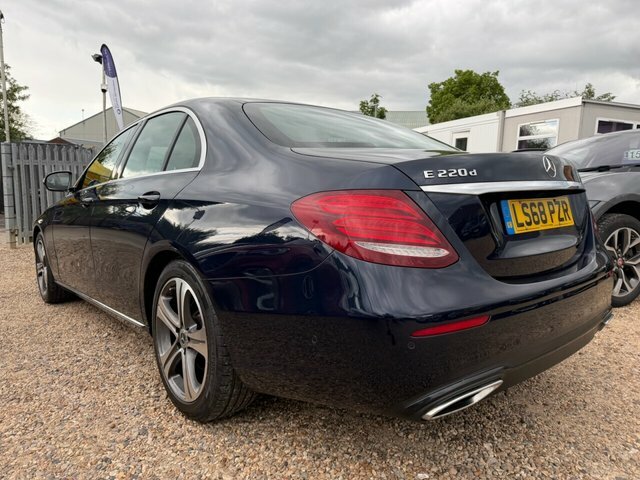 Mercedes-Benz E Class E220d Se Saloon LS68PZR Blue #4